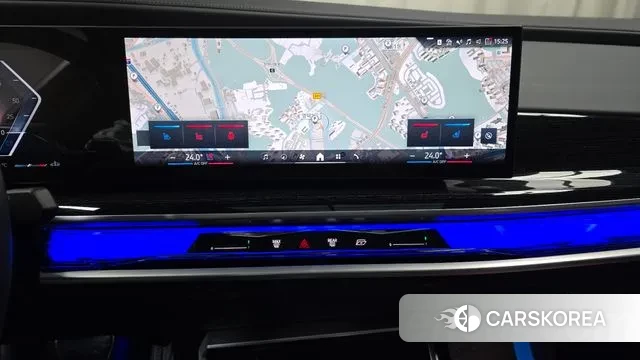 BMW 7 Series (G70) 2025 Черный из Кореи, фото 5