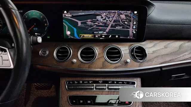 Mercedes-Benz E-Class W213 2021 Серый из Кореи, фото 5