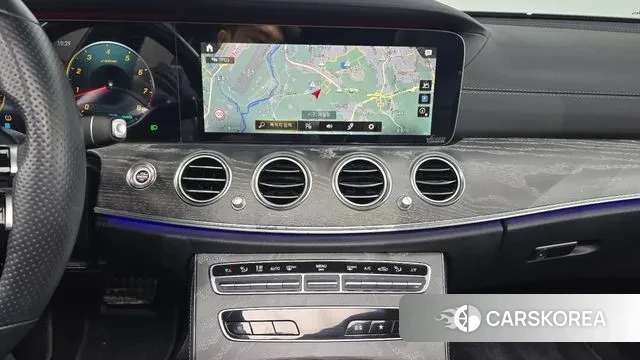 Mercedes-Benz E-Class W213 2021 Черный из Кореи, фото 5