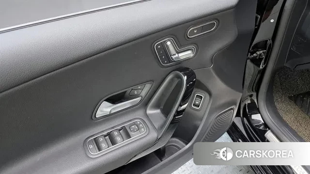 Mercedes-Benz A-Class W177 2020 Черный из Кореи, фото 5