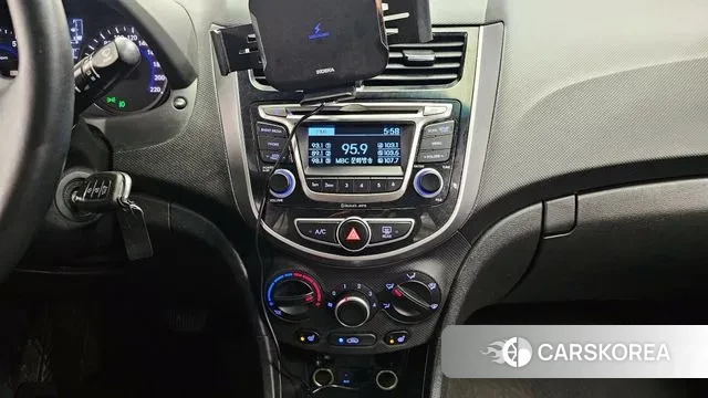 Hyundai Accent (New type) 2018 Черный из Кореи, фото 5