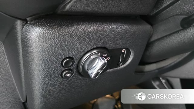 Mini Cooper 2023 Черный из Кореи, фото 5