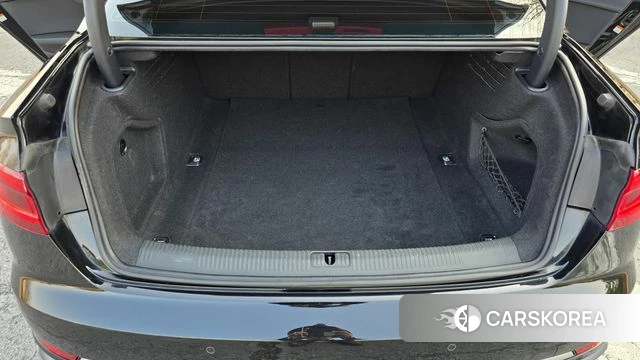 Audi A4 (B9) 2019 Черный из Кореи, фото 5