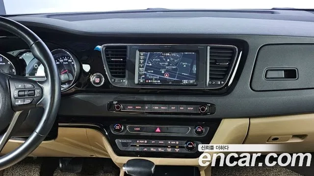 Kia The New Carnival 2018 Черный из Кореи, фото 5