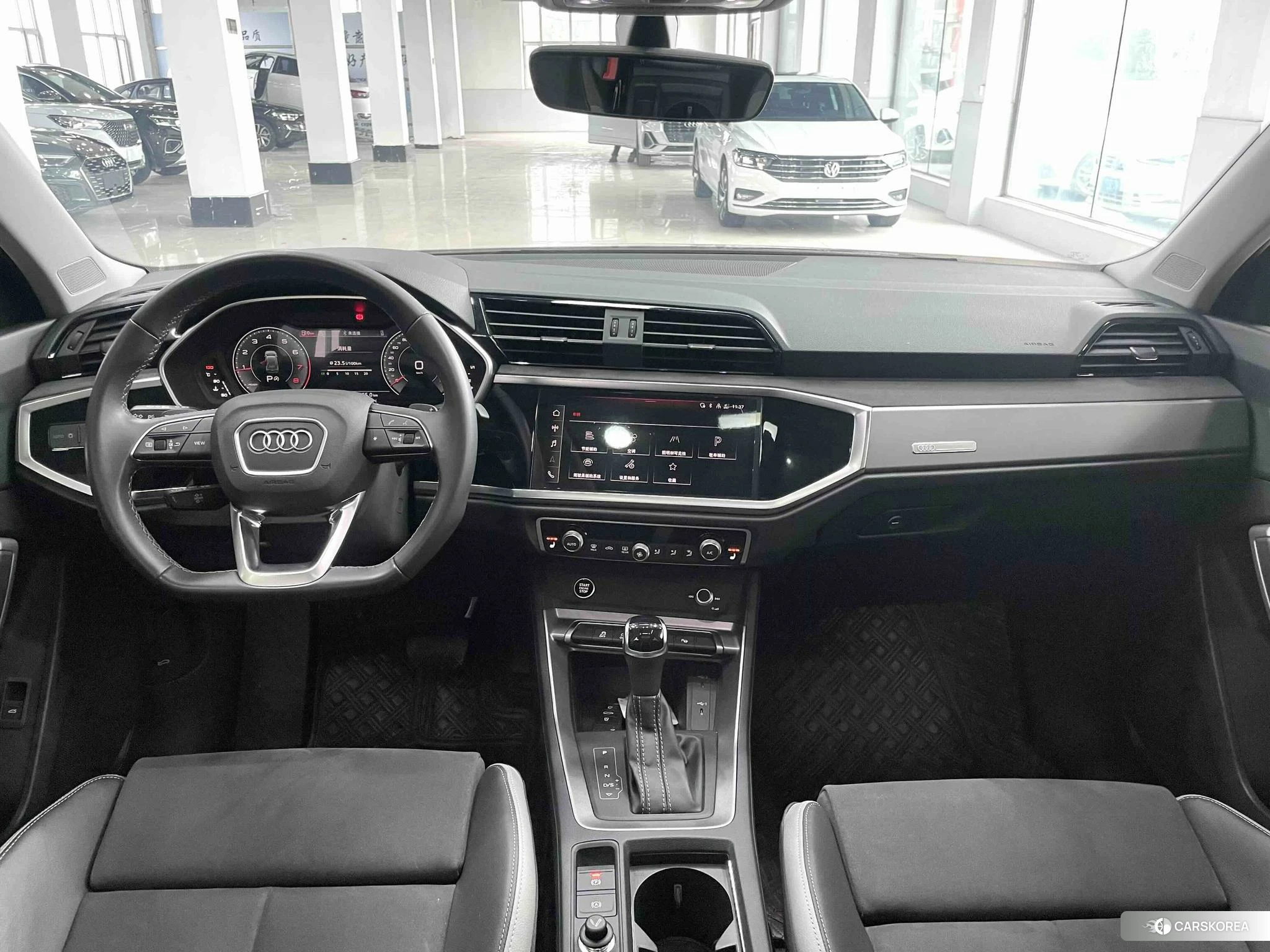 Audi Q3 2023 Белый из Китая, фото 5