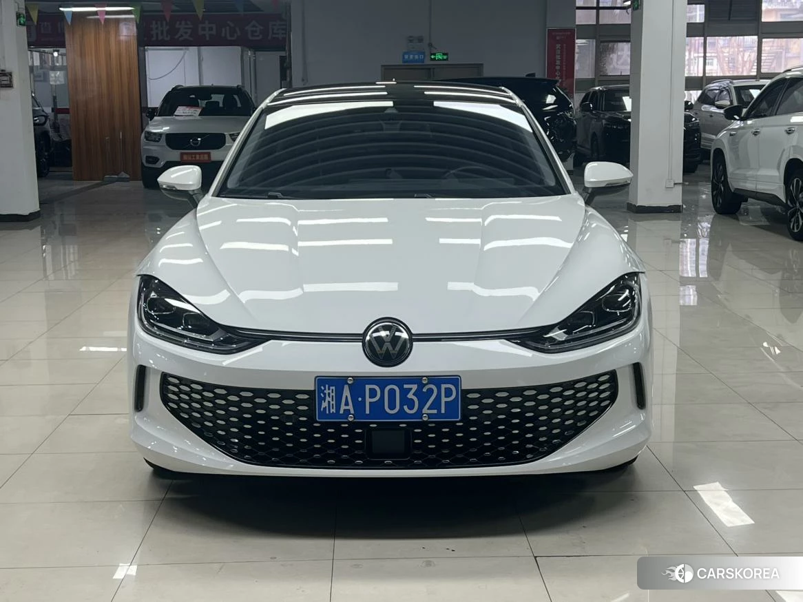 Volkswagen Lingdu 2022 Белый из Китая, фото 5
