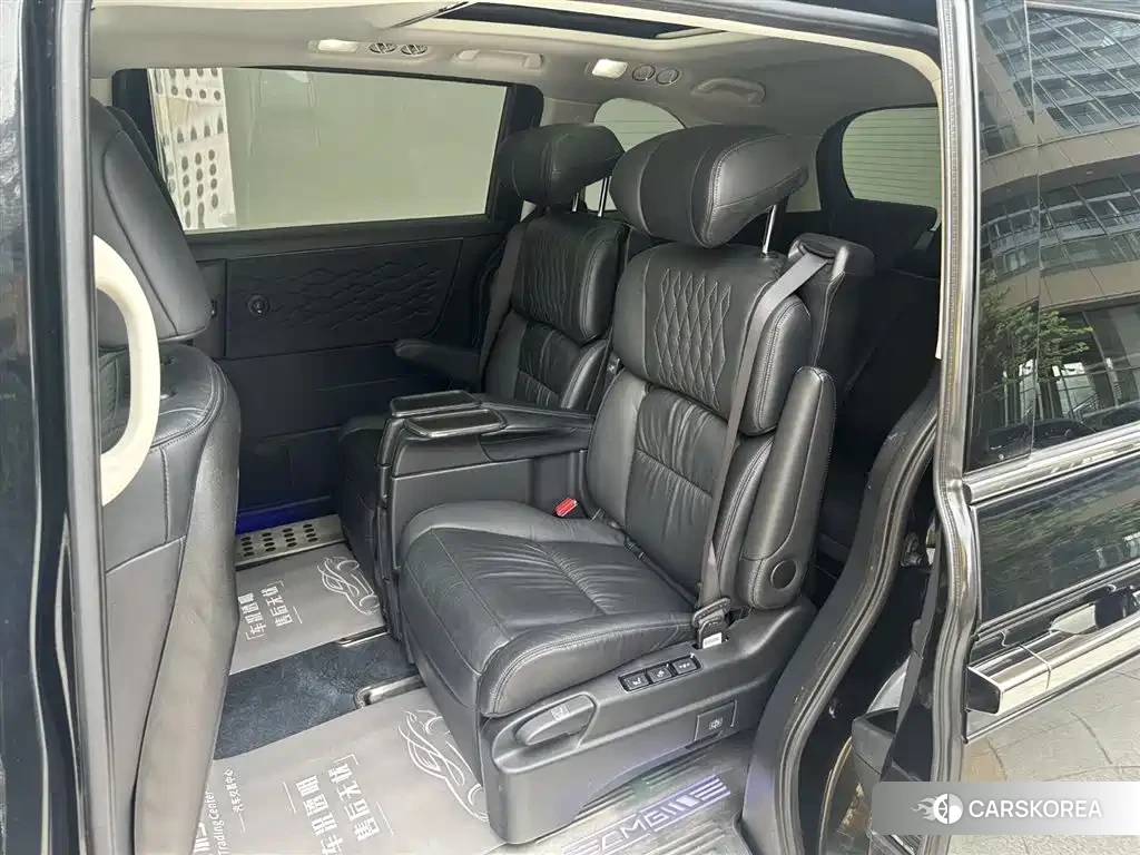 Honda Elysion 2023 Черный из Китая, фото 5