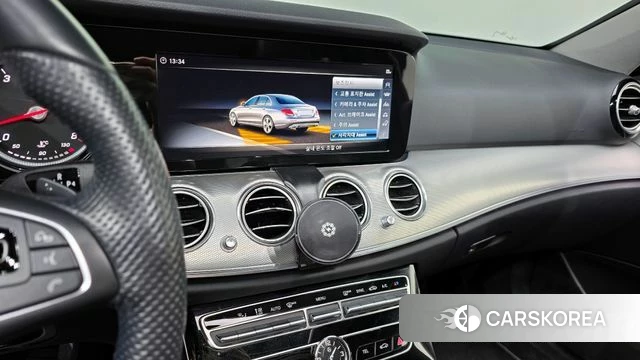 Mercedes-Benz E-Class W213 2018 Белый из Кореи, фото 5