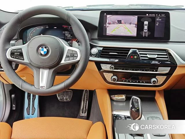 BMW 5 series (imported) 2022 Серебристо-серый из Китая, фото 5