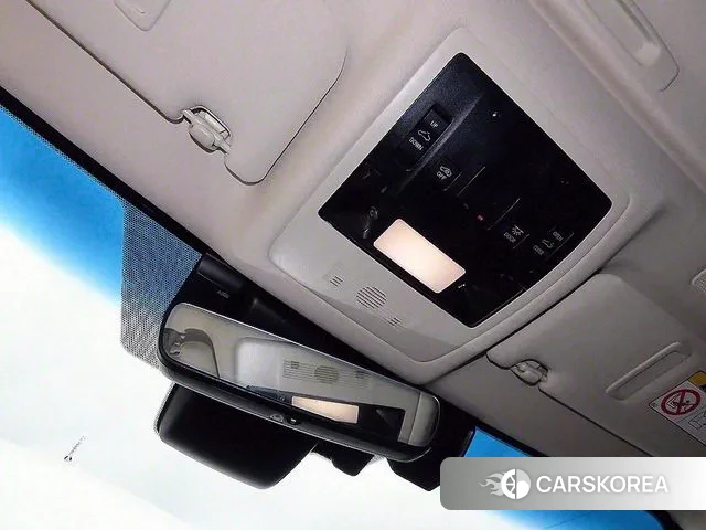 Lexus ES300h 7th generation 2023 Белый из Кореи, фото 5