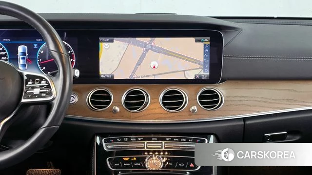 Mercedes-Benz E-Class W213 2020 Черный из Кореи, фото 5