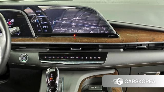 Cadillac Escalade 5th Generation 2021 Белый из Кореи, фото 5