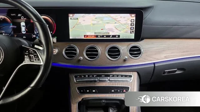 Mercedes-Benz E-Class W213 2021 Белый из Кореи, фото 5