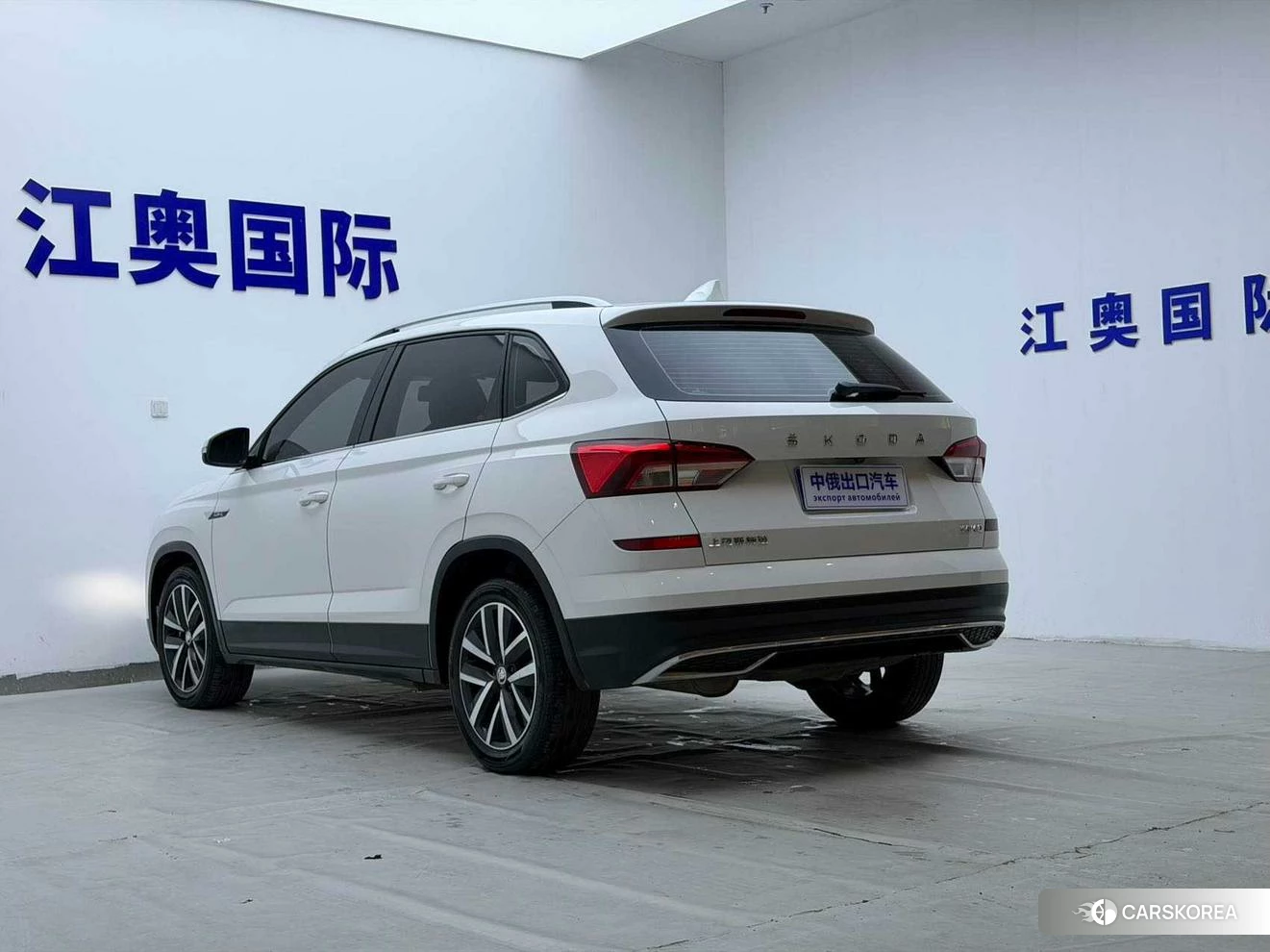 Skoda Komick 2022 Белый из Китая, фото 5