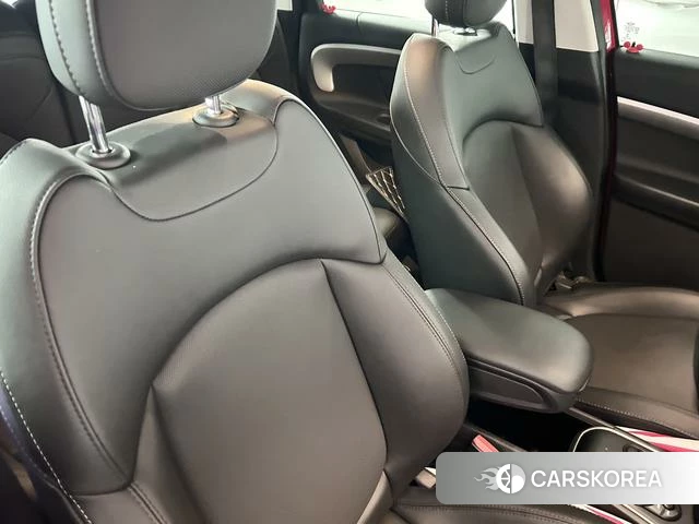 MINI COUNTRYMAN 2021 Красный из Китая, фото 5