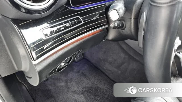 Mercedes-Benz E-Class W213 2019 Белый из Кореи, фото 5