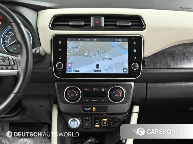 Nissan Leaf (ZE1) 2019 Белый из Кореи, фото 5