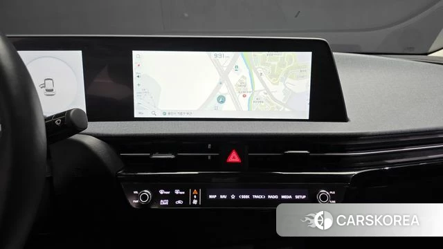 Kia EV6 2023 Серый из Кореи, фото 5