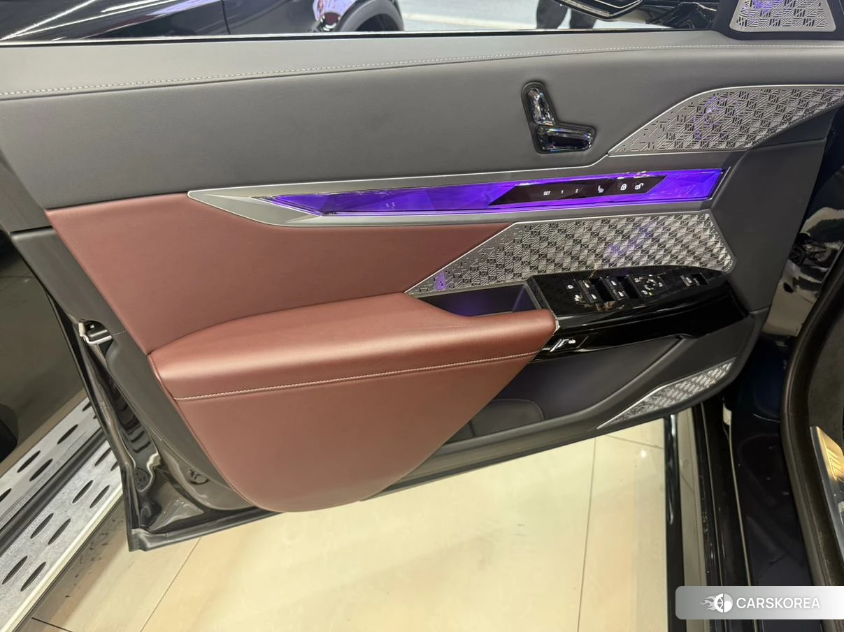 BMW i7 2023 Синий из Китая, фото 5