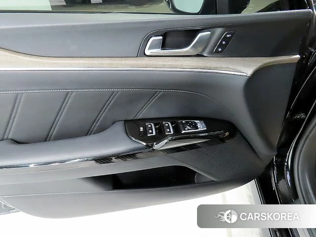 Kia K5 3rd generation 2023 Черный из Кореи, фото 5