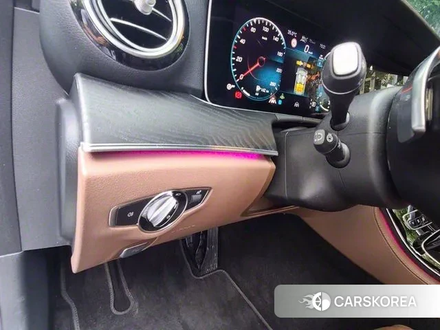 Mercedes-Benz E-Class W213 2021 Белый из Кореи, фото 5