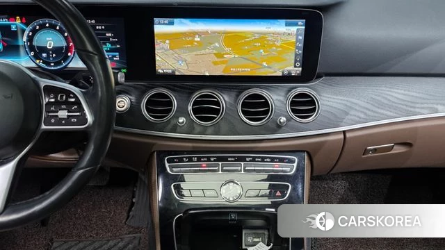 Mercedes-Benz E-Class W213 2019 Белый из Кореи, фото 5