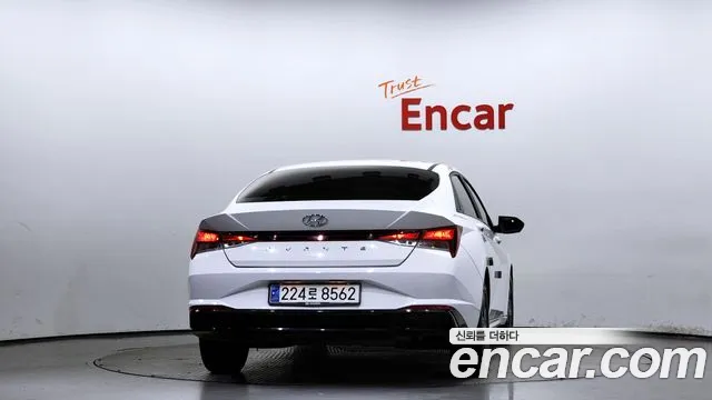 Hyundai Avante Hybrid (CN7) id 2699933 из Кореи 5