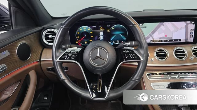 Mercedes-Benz E-Class W213 2021 Синий из Кореи, фото 5