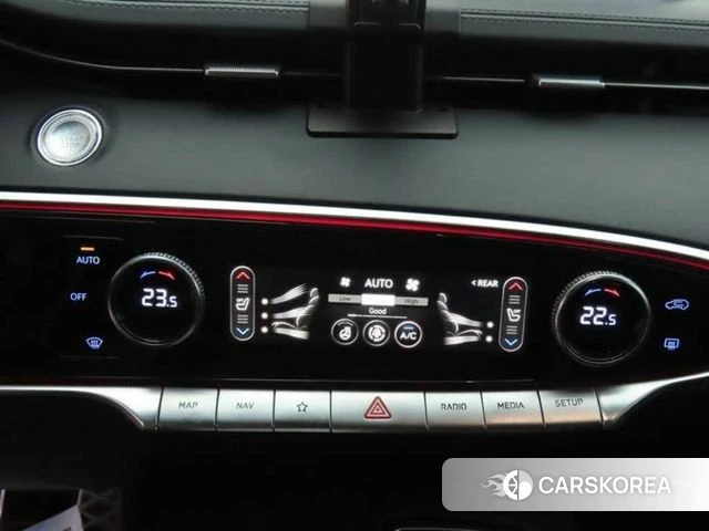 Genesis GV70 2021 Белый из Кореи, фото 5