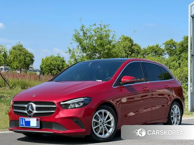 Mercedes-Benz Class B 2021 Красный из Китая, фото 5