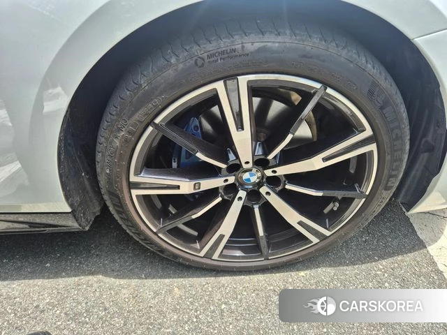 BMW 5 Series (G60) 2024 Белый из Кореи, фото 5