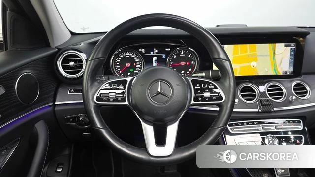 Mercedes-Benz E-Class W213 2019 Белый из Кореи, фото 5
