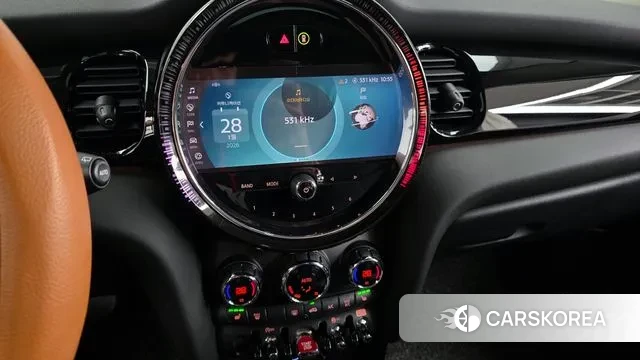 Mini Cooper 2022 Жемчужный цвет из Кореи, фото 5