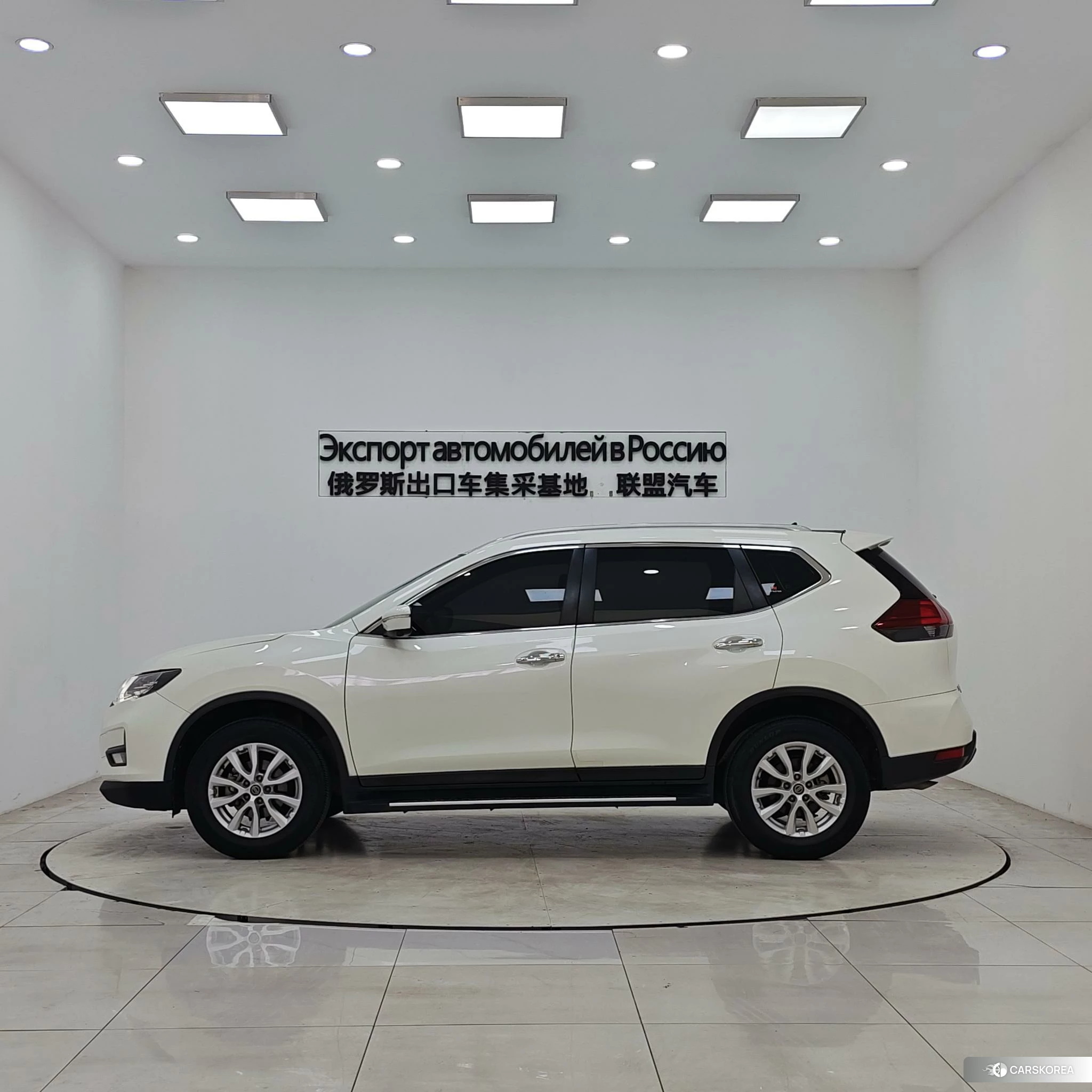 Nissan Qijun 2021 Белый из Китая, фото 5