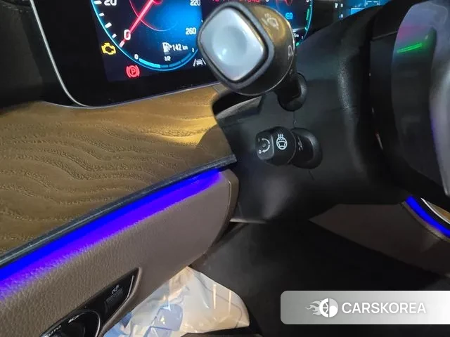 Mercedes-Benz E-Class W213 2020 Серый из Кореи, фото 5