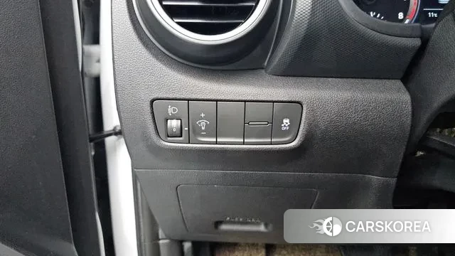 Hyundai Kona 2018 Белый из Кореи, фото 5