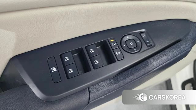 Kia The New Sportage 5th Generation 2025 Белый из Кореи, фото 5