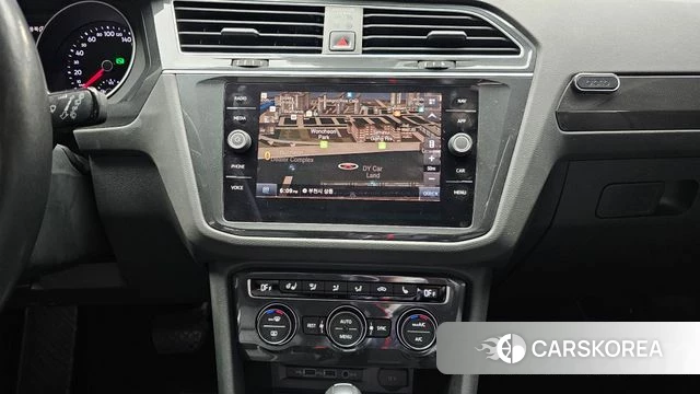 Volkswagen Tiguan second Generation 2020 Белый из Кореи, фото 5