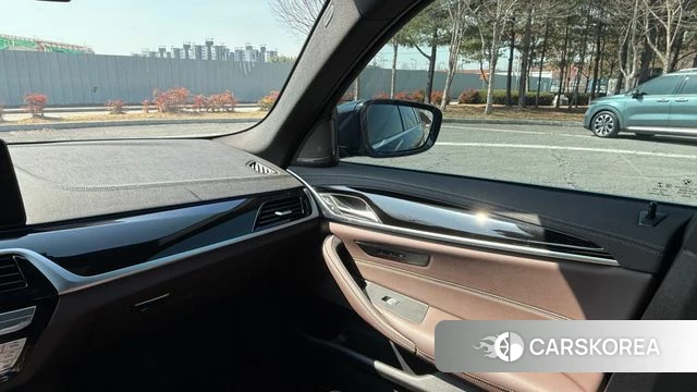 BMW 5 Series (G30) 2022 Черный из Кореи, фото 5