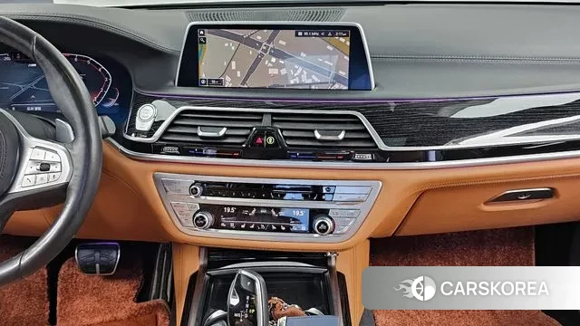 BMW 7 Series (G11) 2021 Белый из Кореи, фото 5