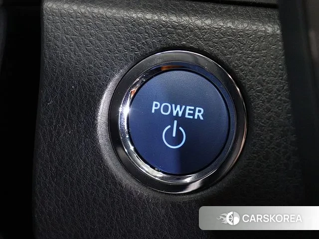 Toyota Camry (XV70) 2022 Серый из Кореи, фото 5