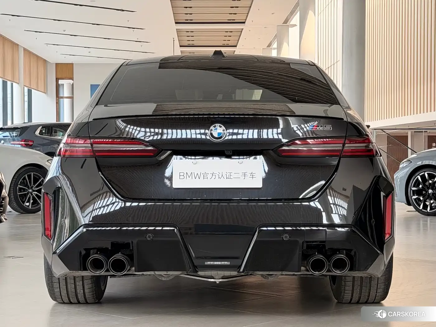 BMW M5 2026 Черный из Китая, фото 5