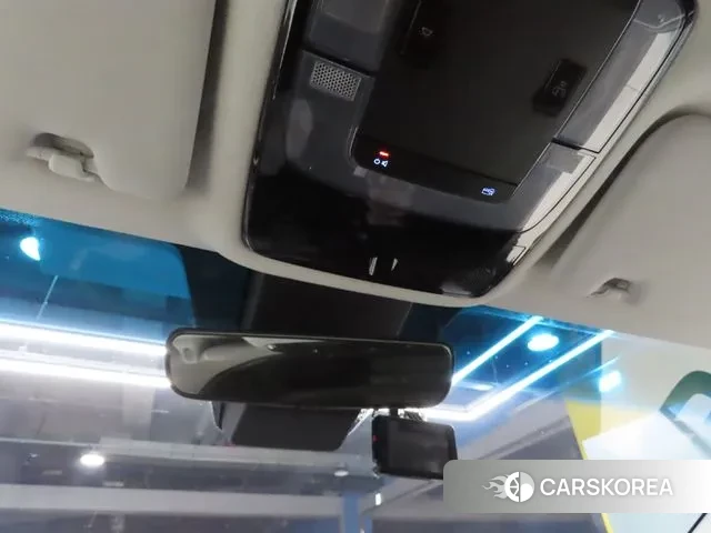 Hyundai Staria 2022 Белый из Кореи, фото 5