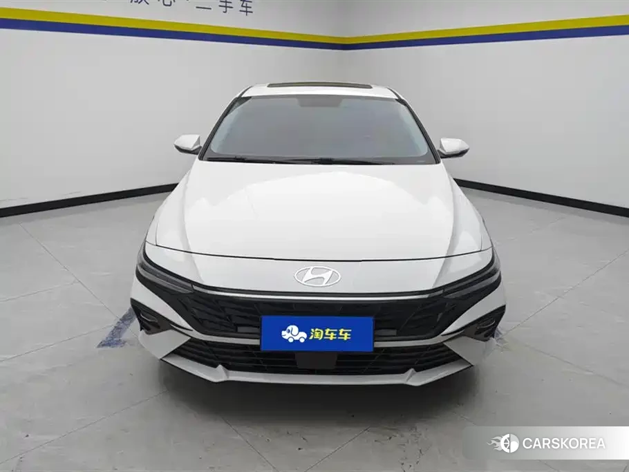 Hyundai Elantra 2024 Белый из Китая, фото 5