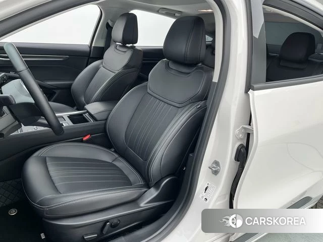 Ford Mondeo 2025 Белый из Китая, фото 5