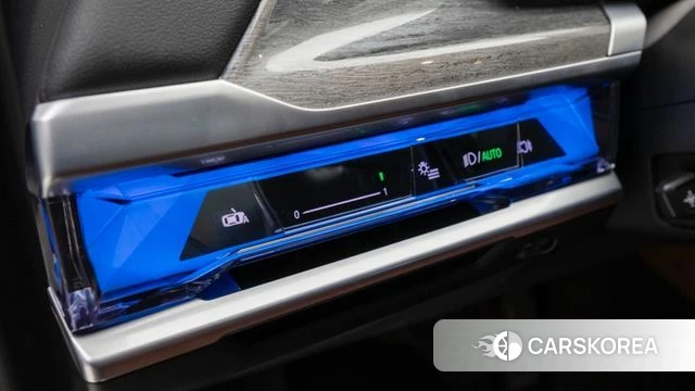 BMW i7 (G70) 2025 Серебряный двухцветный из Кореи, фото 5