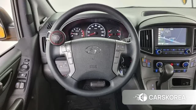 Hyundai The New Grand Starex 2019 Желтый из Кореи, фото 5
