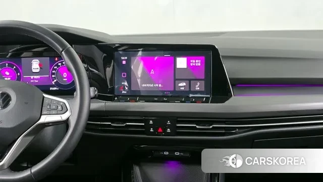 Volkswagen Golf 8th Generation 2022 Черный из Кореи, фото 5