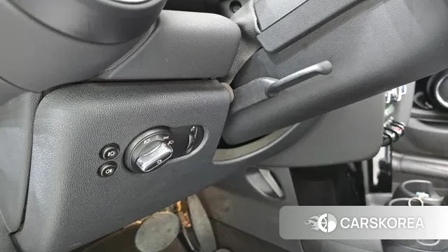 Mini Cooper Convertible 2020 Жемчужный цвет из Кореи, фото 5