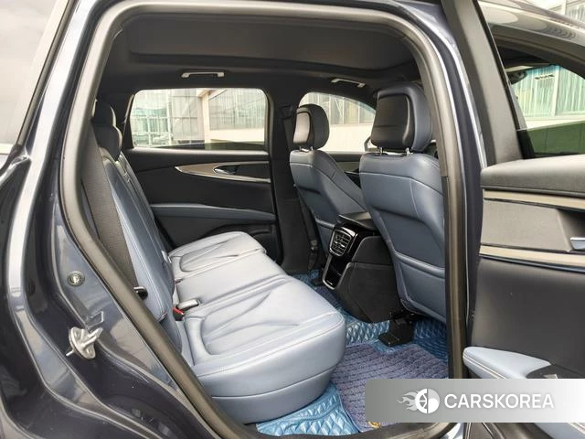 Lincoln Navigator 2023 Черный из Китая, фото 5